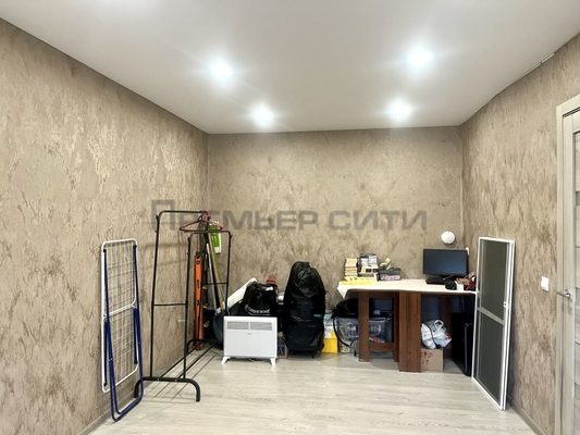 Продам двухкомнатную (2-комн.) квартиру, ГНС тер, 27, Калуга г