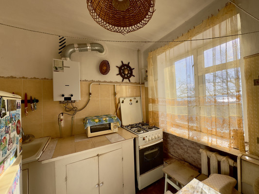 Продам однокомнатную (1-комн.) квартиру, Курортная ул, 75/16, Саки г