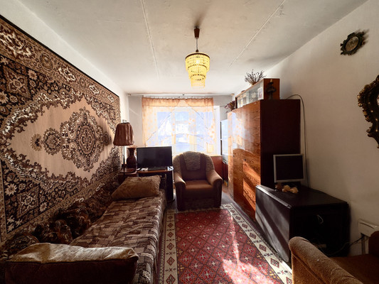 Продам однокомнатную (1-комн.) квартиру, Курортная ул, 75/16, Саки г