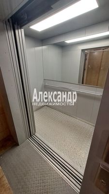 Продам двухкомнатную (2-комн.) квартиру, Королёва пр-кт, 30к1, Санкт-Петербург г