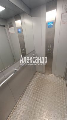 Продам двухкомнатную (2-комн.) квартиру, Королёва пр-кт, 30к1, Санкт-Петербург г