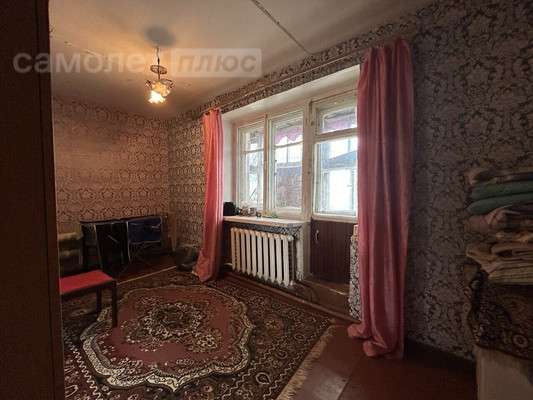 Продам трехкомнатную (3-комн.) квартиру, Микрорайон ул, 16, Сернур пгт