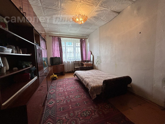 Продам трехкомнатную (3-комн.) квартиру, Микрорайон ул, 16, Сернур пгт