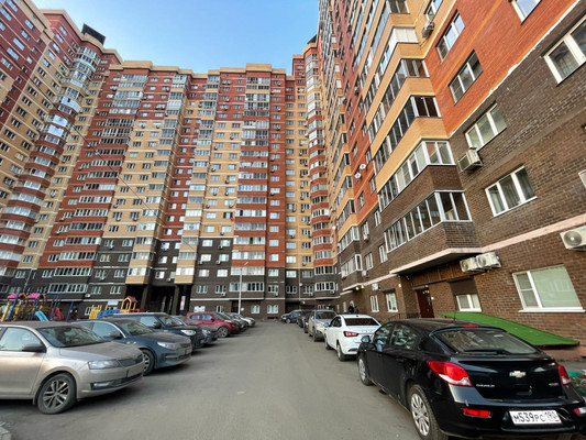 Продам однокомнатную (1-комн.) квартиру, Объездная дорога ул, 2, Сосновый Бор п