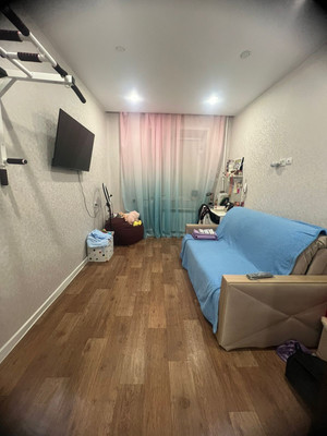Продам трехкомнатную (3-комн.) квартиру, Каравайковой ул, 139, Иваново г