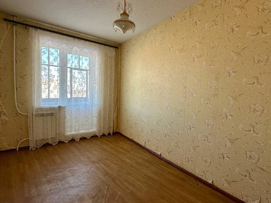 Продам многокомнатную квартиру, Зари ул, 11, Нижний Тагил г