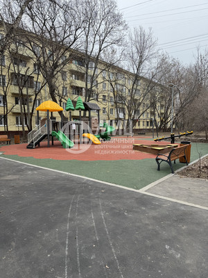 Продам трехкомнатную (3-комн.) квартиру, Планетная ул, 16, Москва г