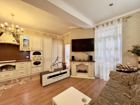 Продам двухкомнатную (2-комн.) квартиру, Ростовская ул, 19ка, Симферополь г