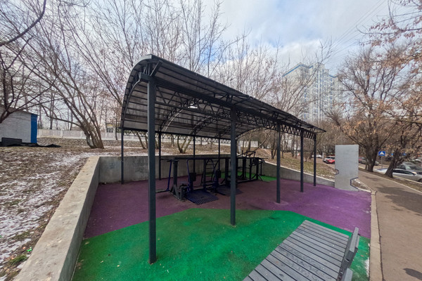 Продам трехкомнатную (3-комн.) квартиру, Твардовского ул, 31к2, Москва г