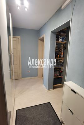 Продам двухкомнатную (2-комн.) квартиру, Новая ул, 17к2, Мурино п