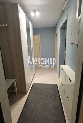 Продам двухкомнатную (2-комн.) квартиру, Новая ул, 17к2, Мурино п