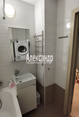 Продам двухкомнатную (2-комн.) квартиру, Новая ул, 17к2, Мурино п