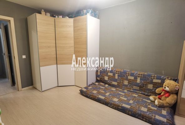 Продам двухкомнатную (2-комн.) квартиру, Новая ул, 17к2, Мурино п