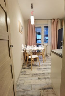 Продам двухкомнатную (2-комн.) квартиру, Новая ул, 17к2, Мурино п