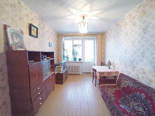Продам двухкомнатную (2-комн.) квартиру, Волкова ул, 15, Новомичуринск г