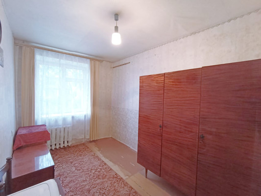 Продам двухкомнатную (2-комн.) квартиру, Волкова ул, 15, Новомичуринск г