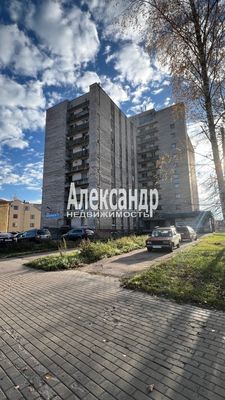 Продам комнату в 12-комн. квартире, Приморское ш, 2, Выборг г
