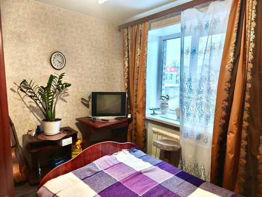 Продам двухкомнатную (2-комн.) квартиру, 1-я Красная ул, 28, Рязань г