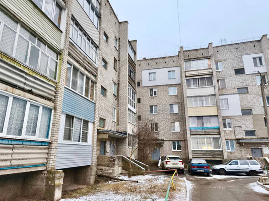 Продам двухкомнатную (2-комн.) квартиру, 1-я Красная ул, 28, Рязань г