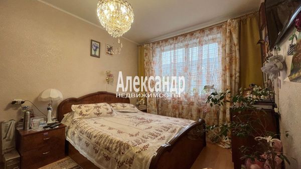 Продам двухкомнатную (2-комн.) квартиру, Им А.К.Харитонова ул, 84, Выборг г