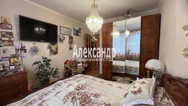 Продам двухкомнатную (2-комн.) квартиру, Им А.К.Харитонова ул, 84, Выборг г