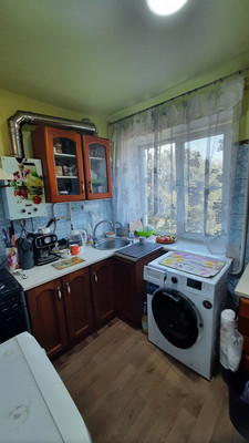 Продам двухкомнатную (2-комн.) квартиру, Ленина ул, 24, Саки г