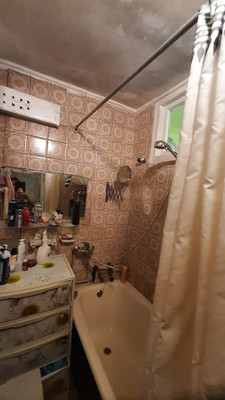Продам двухкомнатную (2-комн.) квартиру, Ленина ул, 24, Саки г