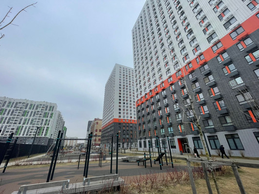 Продам однокомнатную (1-комн.) квартиру, Южная ул, 11к3, Дрожжино рп