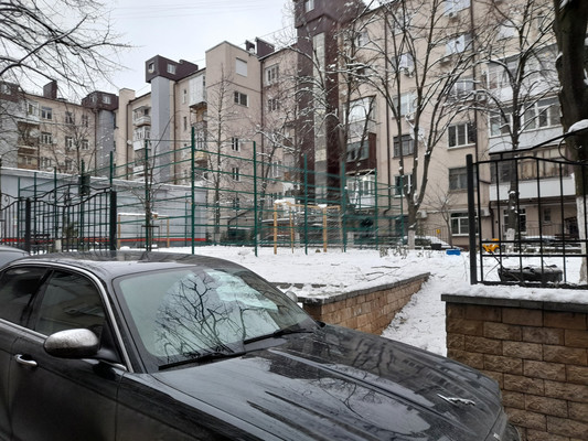 Продам трехкомнатную (3-комн.) квартиру, Театральный пр-кт, 40, Ростов-на-Дону г