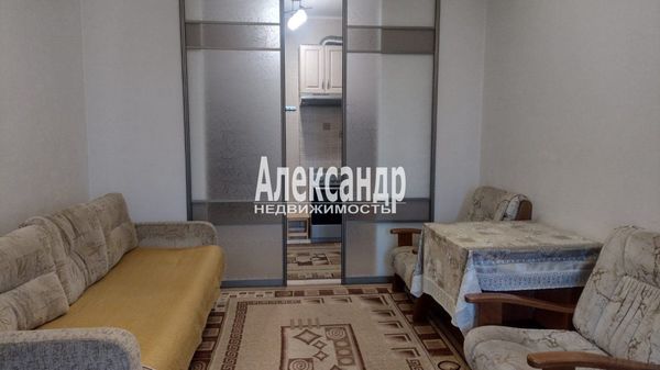 Продам однокомнатную (1-комн.) квартиру, 6-я Жерновская ул, 7, Санкт-Петербург г