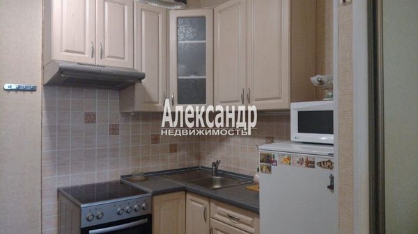 Продам однокомнатную (1-комн.) квартиру, 6-я Жерновская ул, 7, Санкт-Петербург г