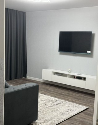 Сдам двухкомнатную (2-комн.) квартиру, 2-й мкр, 31, Урай г