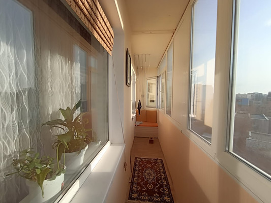 Продам трехкомнатную (3-комн.) квартиру, Курчатова пр-кт, 35, Волгодонск г