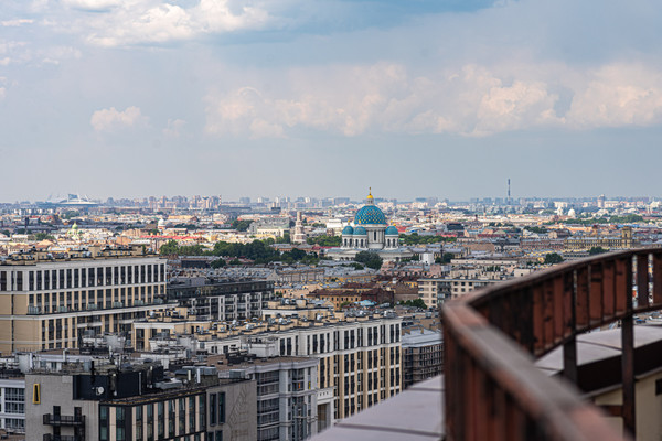 Продам трехкомнатную (3-комн.) квартиру, Киевская ул, 3, Санкт-Петербург г