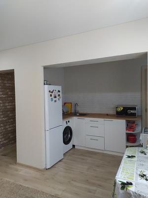 Продам трехкомнатную (3-комн.) квартиру, Фрунзе ул, 1а, Йошкар-Ола г