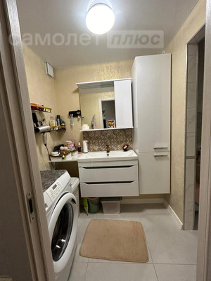 Продам трехкомнатную (3-комн.) квартиру, Петрова ул, 22ка, Йошкар-Ола г