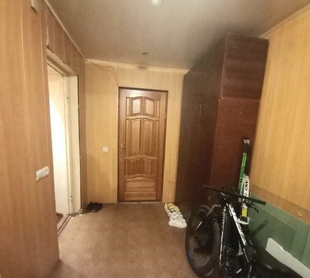 Продам комнату в 9-комн. квартире, Карла Либкнехта ул, 58, Йошкар-Ола г