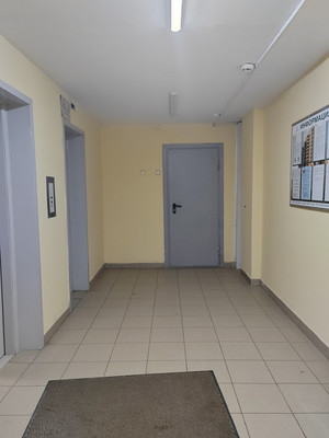 Продам двухкомнатную (2-комн.) квартиру, Хусаина Мавлютова ул, 42, Казань г