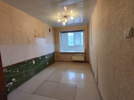Продам трехкомнатную (3-комн.) квартиру, Керамзавода ул, 38, Рязань г