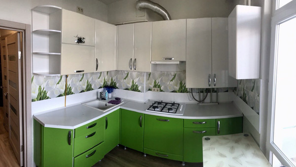Продам однокомнатную (1-комн.) квартиру, Крылова ул, 36, Симферополь г