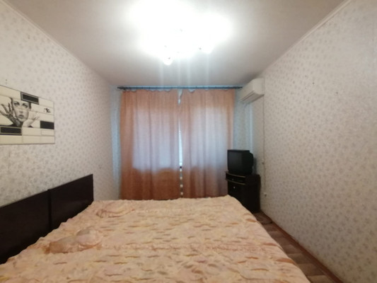 Продам двухкомнатную (2-комн.) квартиру, Тимакова ул, 5, Рязань г
