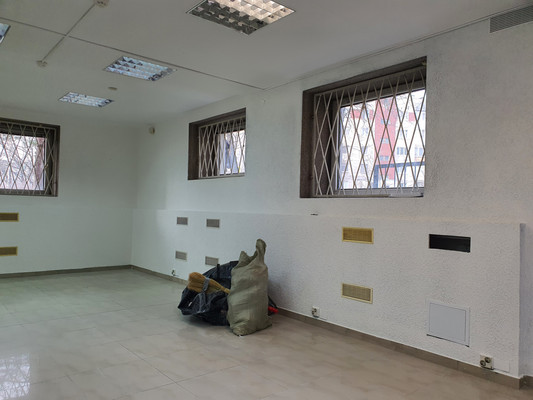 Сдам торговое помещение 91,5 м2, Озерная ул, 10, Калининград г