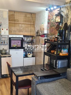 Продам однокомнатную (1-комн.) квартиру, Пулковское ш, 42к9, Санкт-Петербург г