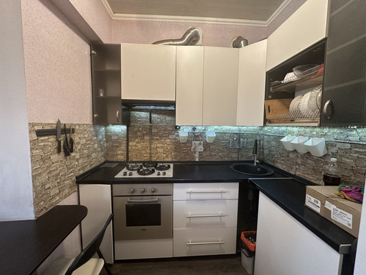 Продам двухкомнатную (2-комн.) квартиру, Жуковского ул, 24, Симферополь г