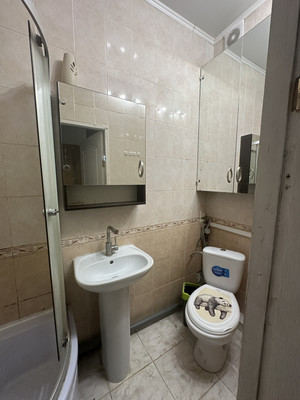 Продам двухкомнатную (2-комн.) квартиру, Жуковского ул, 24, Симферополь г