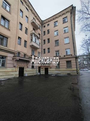 Продам трехкомнатную (3-комн.) квартиру, Мгинская ул, 7, Санкт-Петербург г