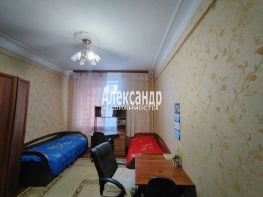 Продам трехкомнатную (3-комн.) квартиру, Мгинская ул, 7, Санкт-Петербург г