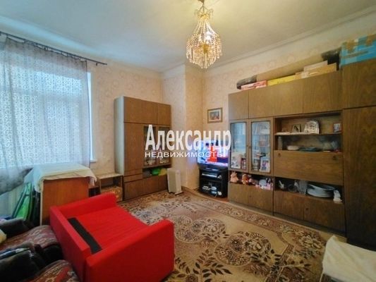 Продам трехкомнатную (3-комн.) квартиру, Мгинская ул, 7, Санкт-Петербург г