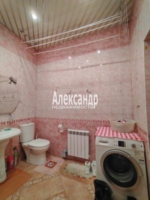 Продам трехкомнатную (3-комн.) квартиру, Мгинская ул, 7, Санкт-Петербург г