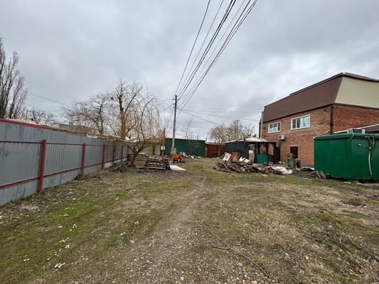 Продам коммерческое помещение 200 м2, Малиновского ул, 226/12, Кавказская ст-ца